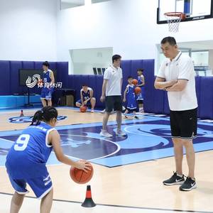  如何选择适合孩子的篮球夏令营？全面指南与实用建议